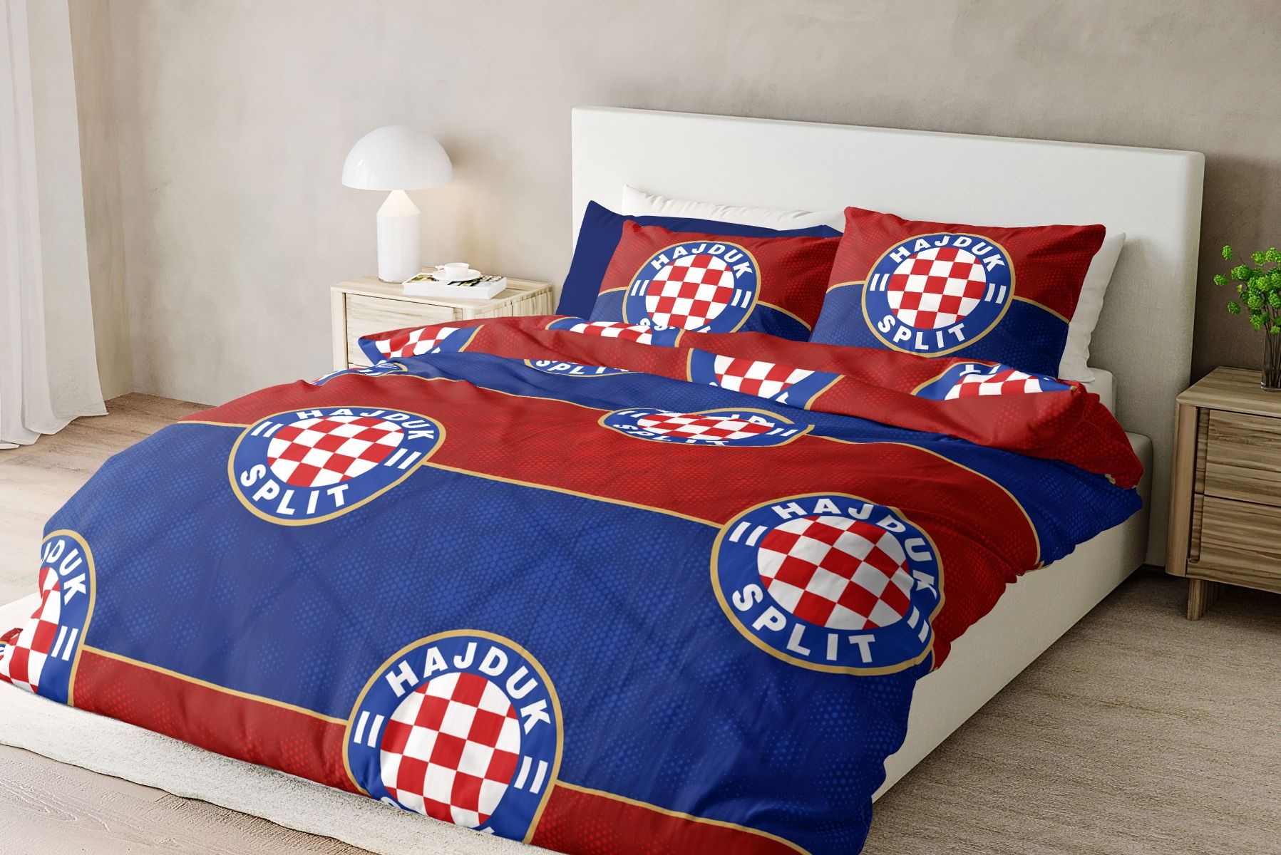 Hajduk posteljina grb i loptice, crveno plava, 260 cm X 240 cm